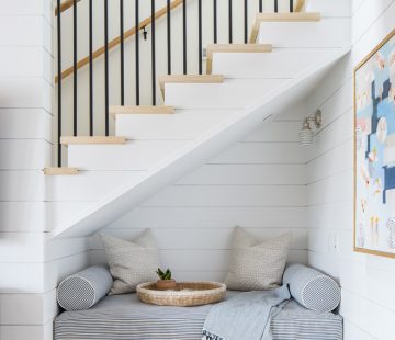 beach-style-staircase