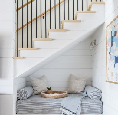 beach-style-staircase