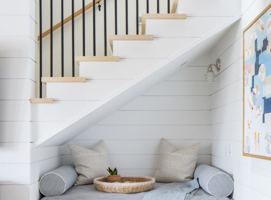 beach-style-staircase