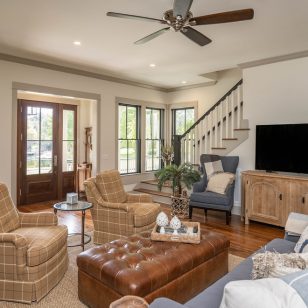 farmhouse-living-room