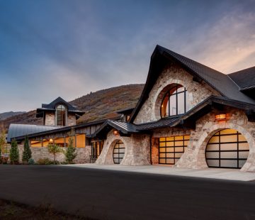 rustic-garage